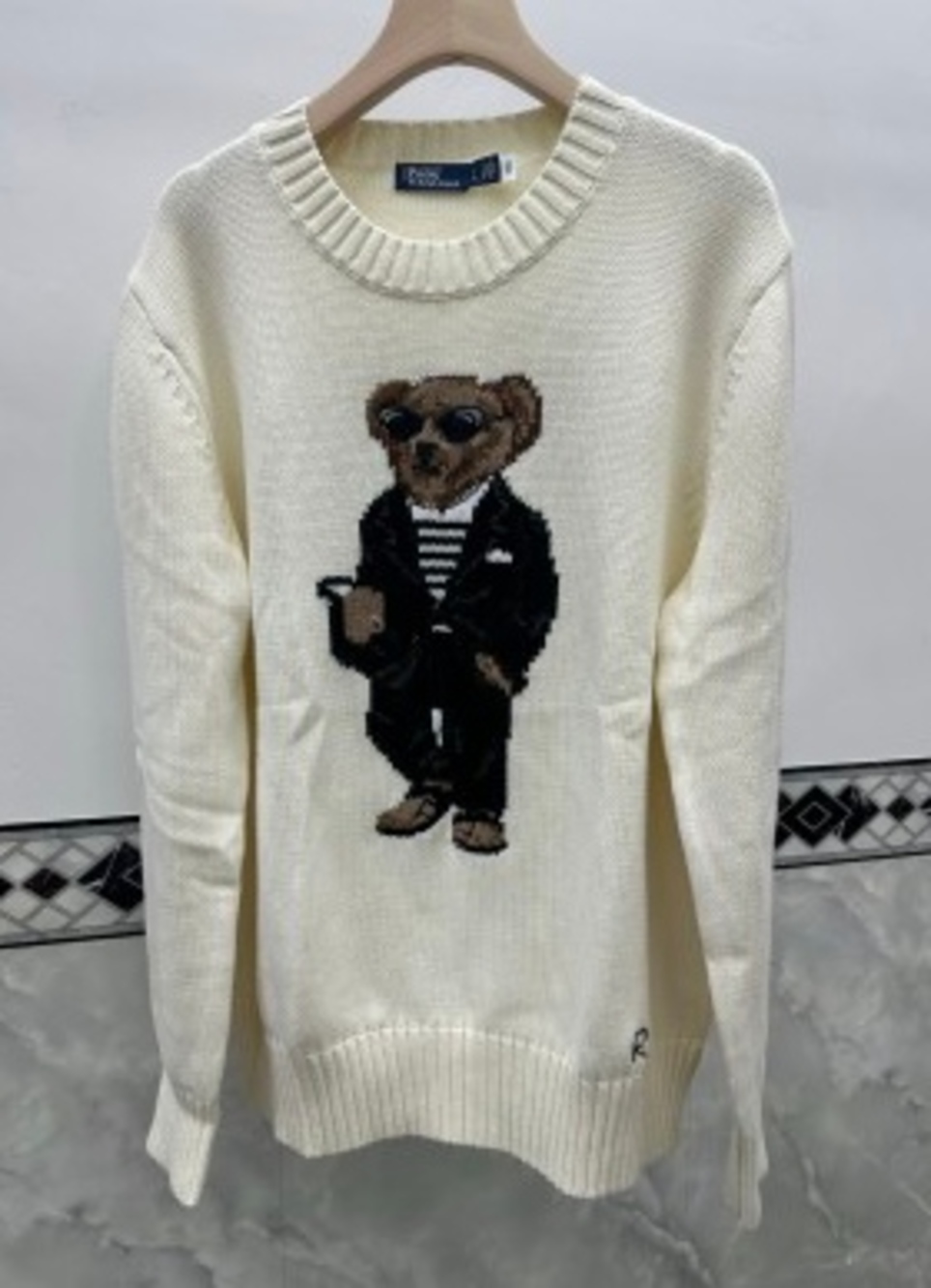 ⋆ Ralph Lauren ⊹ Cream Sweater ✦ Sunglasses Polo Bear